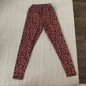 Animal Kingdom 2.0 King Cheetah Dusk Leggings